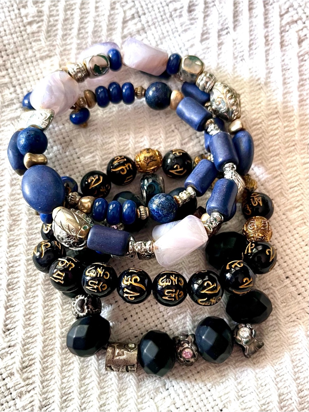 🍀 FREE in bundle* Stackable Bracelet Set 3 Blue Purple Lilac Black Silver Gold
